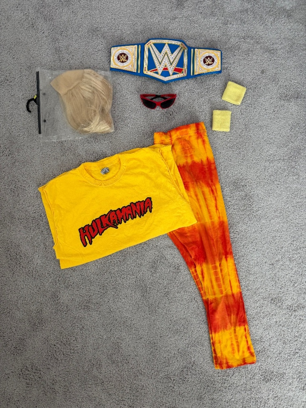 WWE / Hulk Hogan-Inspired Costume Outfit Men's Large
